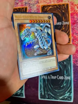 Yu-Gi-Oh! Blue-Eyes White Dragon LC01-EN004 Ultra Rare Limited LP - Image 12