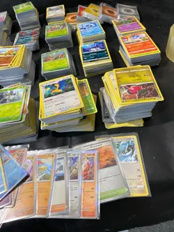 HUGE LOT 15 pounds Pokemon cards common card 2022-2023 nice mix great condition - Image 7