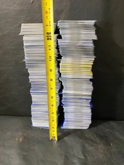 HUGE LOT 2200+ Pokemon bulk card TCG 2020-2024 - over 8 pounds of common cards - Image 9