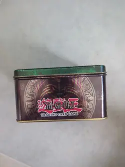 Yu-Gi-Oh! Black Skull Dragon Collector’s Tin with unpicked cards - Image 12
