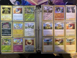 Pokemon Binder Collection Over 200 Cards NM-HP WOTC Original Binder Included - Image 4