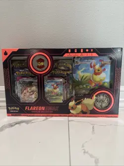 Pokemon Eeveelution Vmax Premium Collection Set of 3 - Vaporeon Jolteon Flareon - Image 7