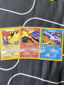 Pokémon TCG Moltres & Zapdos & Articuno Movie Promo NM - Image 10