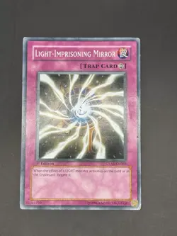Light-Imprisoning Mirror | GLAS-EN069 | Yu-Gi-Oh Card - Image 1