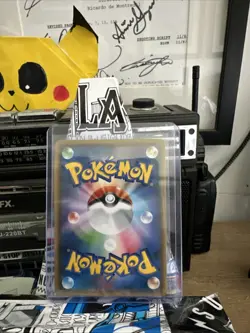 Japanese Pokemon Card - Pikachu 028/114 SM4+ - HOLO 2017 - Image 3