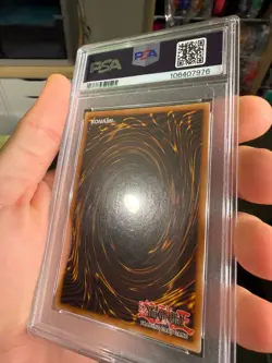 Yugioh PSA 10 BLUE-EYES WHITE DRAGON MP24-EN001 QUARTER CENTURY SECRET RARE - Image 4