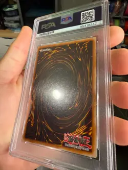 Yugioh PSA 9 MINT Harpieâ€™s Feather Duster SDD-003 Secret Rare Promo  - Image 4