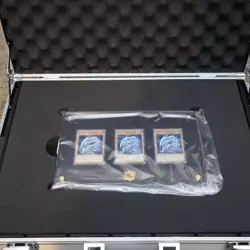 Yu-Gi-Oh! TCG Kaiba Ultimate Set Briefcase English 25th Anniversary Sealed RARE - Image 2