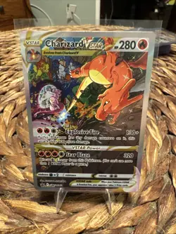 Pokemon Card - Charizard VSTAR 280 HP Explosive Fire & Star Blaze #SWSH262 - Image 1