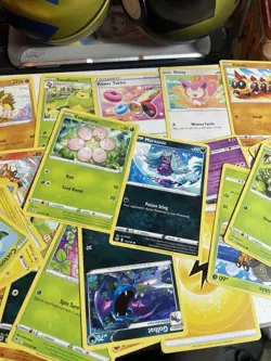 Pokemon Cards 100 Lot Of Commons, Uncommon’s.-NEW - Image 2