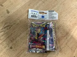 Pokemon Sword & Shield Lost Origin Mini Portfolio + 1 Booster Pack NEW - Image 4