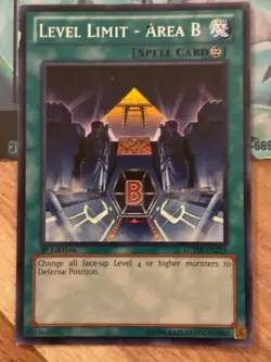 Yugioh 1x Level Limit - Area B LCYW Legendary Yugi's World Common 1st Ed PLAYED - Image 1
