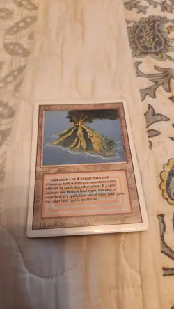 MTG Volcanic Island Revised Edition - Image 2