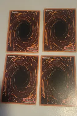 YU-GI-OH! LOT OF 4 1996 YUGIOH CARDS HOLO #9 - Image 2