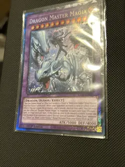 Yu-Gi-Oh Dragon Master Magia 1st Edition Ultimate Rare Card RA04-EN055 - Image 2