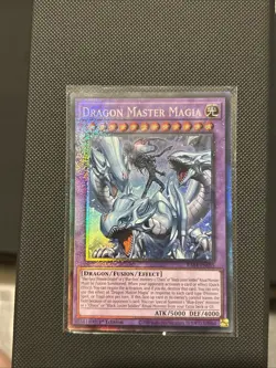 Yu-Gi-Oh Dragon Master Magia 1st Edition Ultimate Rare Card RA04-EN055 - Image 3