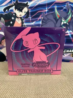 Pokémon TCG Sword Shield Fusion Strike Elite Trainer Box Nintendo - Image 5