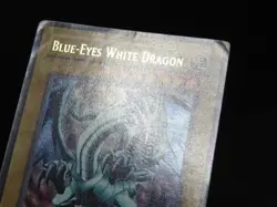 Blue-Eyes White Dragon LOB-001  1st Edition North American Yugioh Card - Image 2