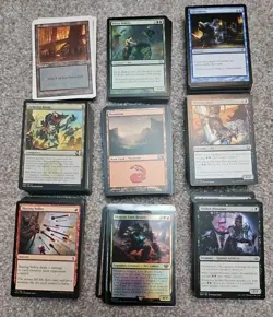 Lot of 300+ Magic the Gathering Game Cards - Image 1