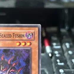 Yu-Gi-Oh The Dark - Hex-Sealed Fusion FET-EN028 1st Edition Common Card LP - Image 12