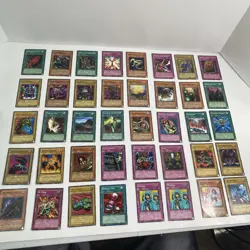 Konami YuGiOh Yu-Gi-Oh 1996 Card Lot 300+ Cards Mixed Condition and Tin - Image 13