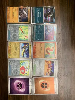 Pokémon cards bundle REVERSE HOLO x6 HOLO X4 PM64 - Image 1