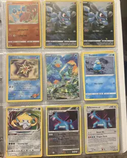 Pokémon Card Binder Collection with Mixed Lots Pokemon TCG cards - Image 10