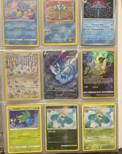Pokémon Card Binder Collection with Mixed Lots Pokemon TCG cards - Image 9