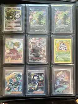 Pokémon Card Binder Collection with Mixed Lots Pokemon TCG cards - Image 3
