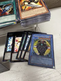 Yugioh Card Lot 1996 With Rule book 125+ Cards - Image 5