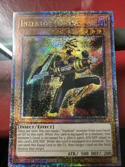 Inzektor Hornet (Quarter Century Secret Rare) RA04-EN171 Quarter Century Stampede 1st Edition - Image 2
