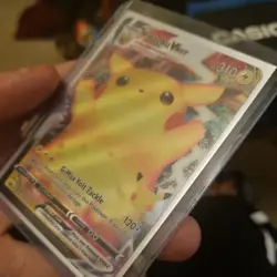 Pokémon TCG Pikachu Vmax Sword & Shield Swsh062 Holo Promo - Image 2