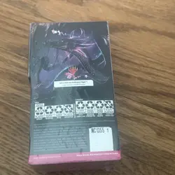 Wizards of the Coast Magic: The Gathering Kamigawa Neon Dynasty Prerelease Kit - Image 2