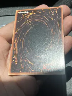 Wavy Print Blue-Eyes White Dragon SDK-001 Starter Deck: Kaiba Yugioh - Image 10