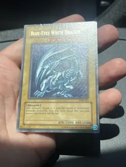 Wavy Print Blue-Eyes White Dragon SDK-001 Starter Deck: Kaiba Yugioh - Image 3