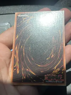 Wavy Print Blue-Eyes White Dragon SDK-001 Starter Deck: Kaiba Yugioh - Image 8