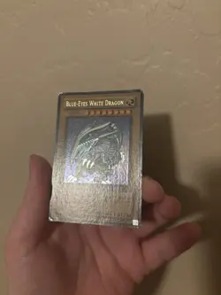 Wavy Print Blue-Eyes White Dragon SDK-001 Starter Deck: Kaiba Yugioh - Image 3