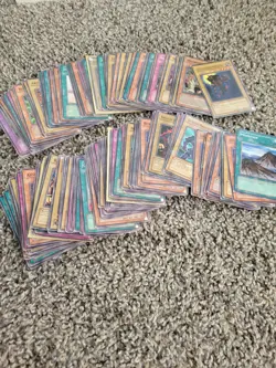 Lot of 300+  Yugioh Cards from different sets - Image 10