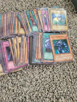 Lot of 300+  Yugioh Cards from different sets - Image 3