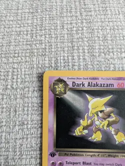Dark Alakazam 18/82 1st Edition Non-Holo Rare Team Rocket Pokémon Card - Image 14