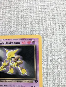 Dark Alakazam 18/82 1st Edition Non-Holo Rare Team Rocket Pokémon Card - Image 4