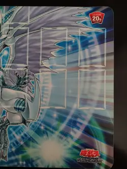 Yu-Gi-Oh Playmat Stardust Dragon 20th Anniversary Duelist Box - Image 13