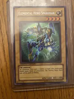 Elemental HERO Sparkman EHC2-EN001 Elemental Hero Collection 2 Limited Edition - Image 3