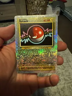 Pokemon Card - Voltorb - Legendary Collection 97/110 Reverse Holo (LP) - Image 1
