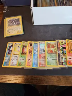 Vintage Pokemon Card Lot Holo Etc HP-Damaged Alakazam Rayquaza Articuno Etc 200+ - Image 3