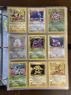 Pokémon Binder 300+ Cards Mixed. Holos - Image 5
