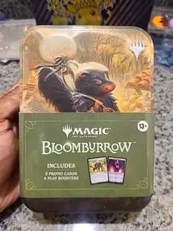 MTG Bloomburrow Collector Tin - Skunk (SEALED & UNOPENED) Magic - Image 1