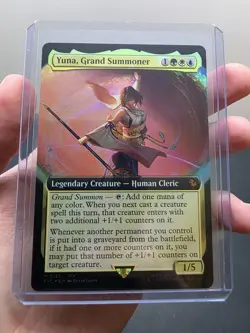 Yuna, Grand Summoner (Extended Art) Commander: Final Fantasy Foil - Image 3