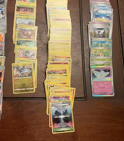 Pokémon TCG Bulk Lot of 600+ Cards (READ DESCRIPTION for Details on Sets) - Image 10