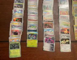 Pokémon TCG Bulk Lot of 600+ Cards (READ DESCRIPTION for Details on Sets) - Image 9